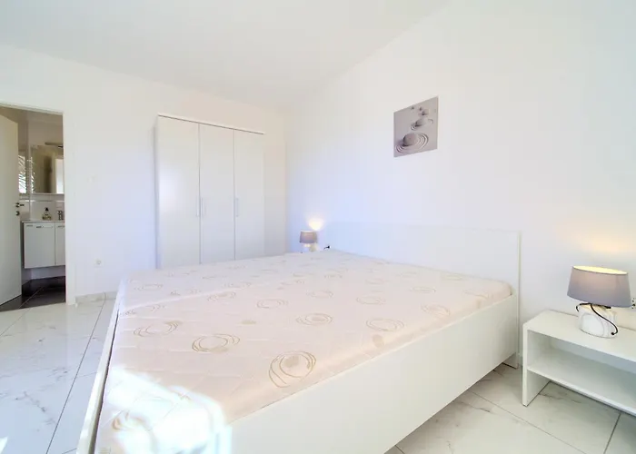Nyaraló Isabella By Interhome